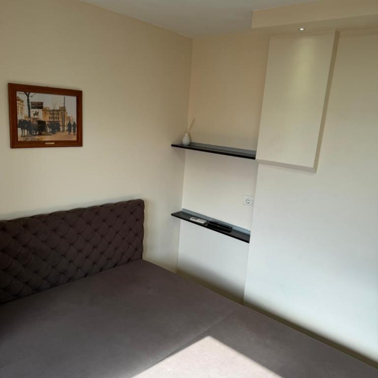 Knez Mihailova street in Belgrade - One-Bedroom Apartment - 5