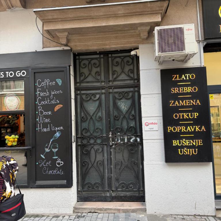 Knez Mihailova street in Belgrade - One-Bedroom Apartment - 25