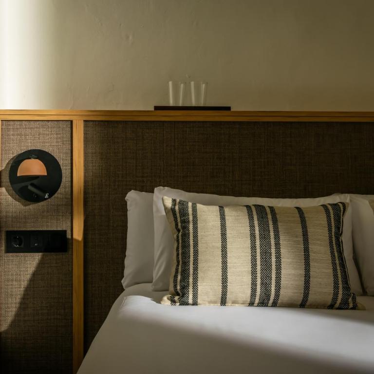 BYPILLOW Cluc Begur - Double or Twin Room - First or Ground Floor - 4