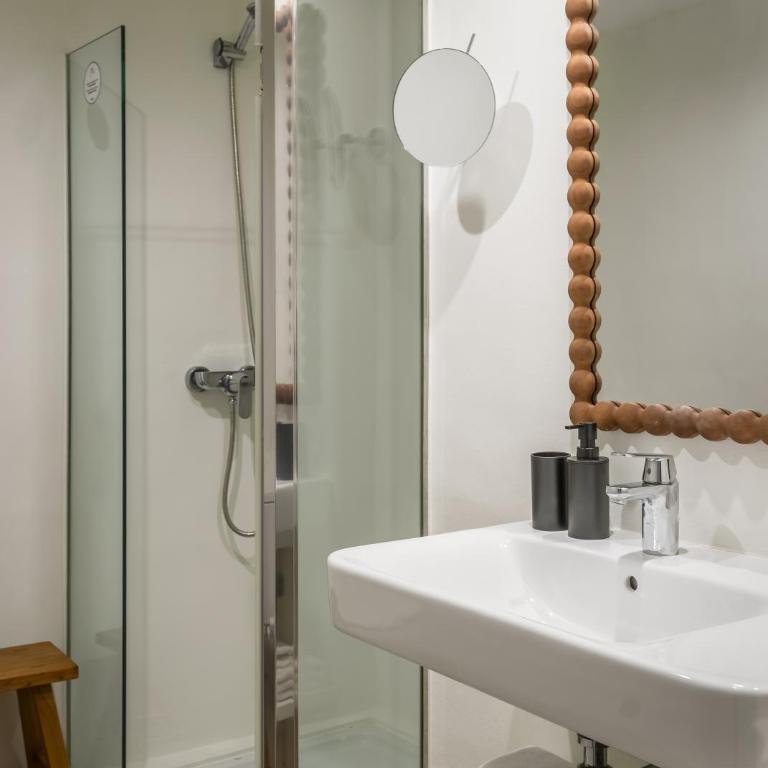 BYPILLOW Cluc Begur - Double or Twin Room - First or Ground Floor - 8