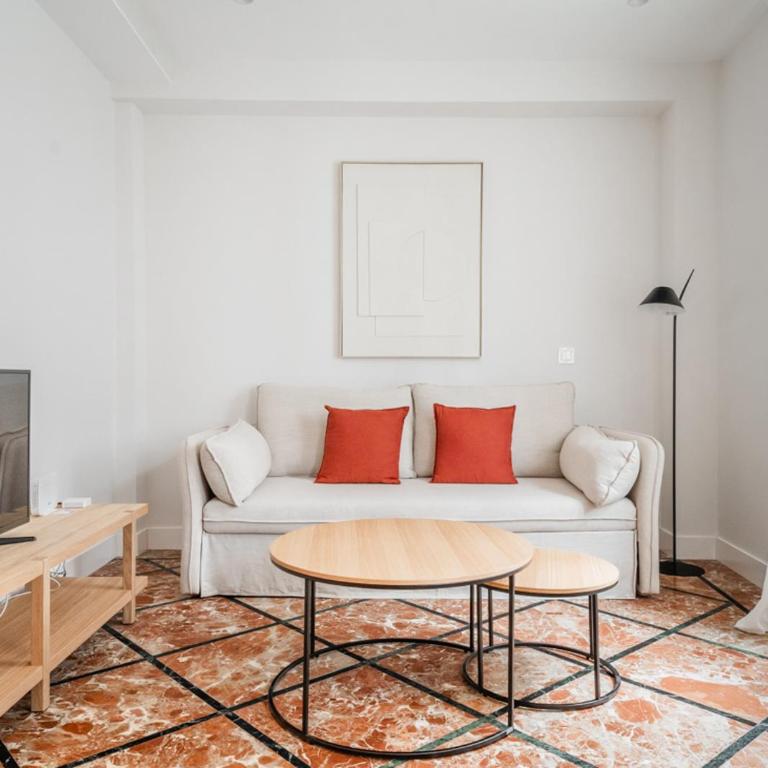 Modern bright - 1Bedroom 1Bath-Malasaña - Apartamento - 2