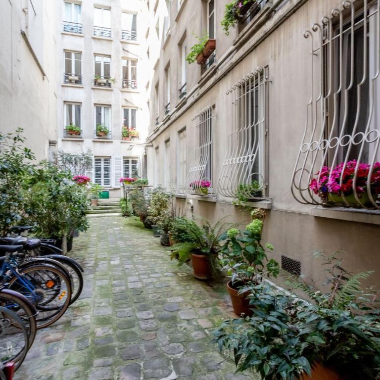 Charming Parisian Retreat in the Heart of the City - Appartement - 21