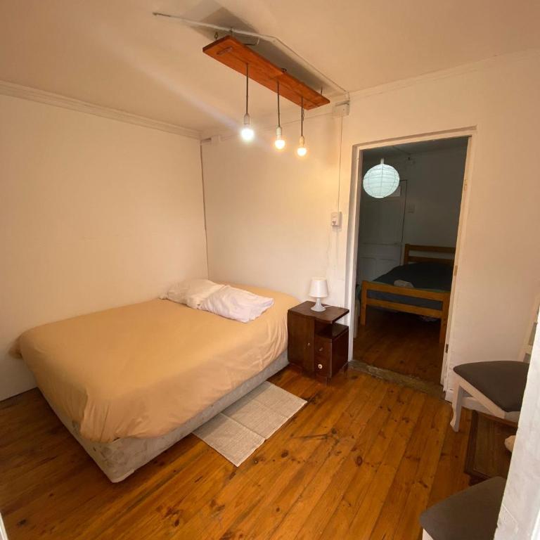 Silvestre Hostel - Family Room with Private Bathroom - 1