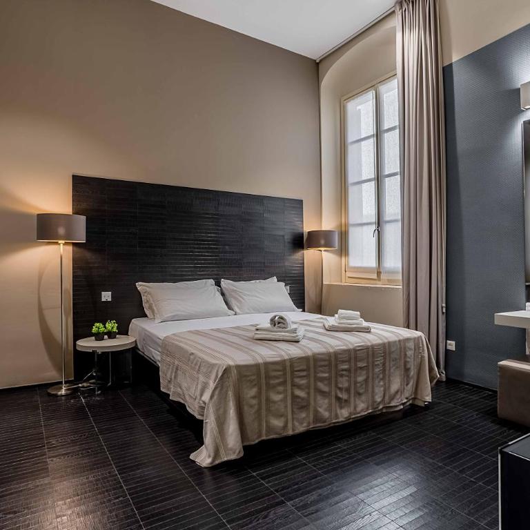 Salina Luxury Suites - Camera Matrimoniale - 7