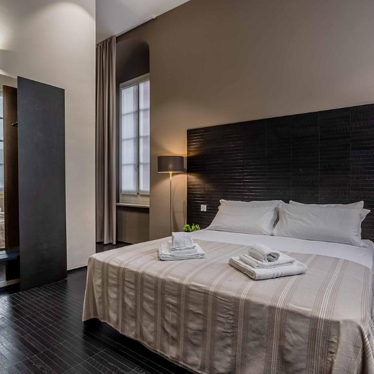 Salina Luxury Suites - Camera Matrimoniale - 11