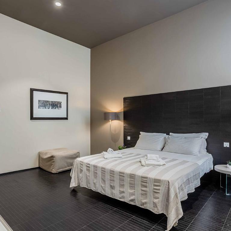 Salina Luxury Suites - Camera Matrimoniale - 2