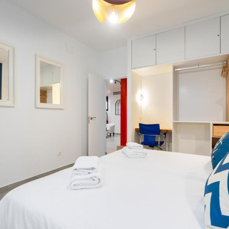 Ciudad Lineal Modern Apartment - 3 Bdrms-2 bath - Three-Bedroom Apartment - 36