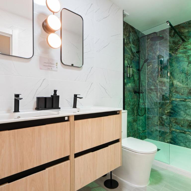 Ciudad Lineal Modern Apartment - 3 Bdrms-2 bath - Three-Bedroom Apartment - 16