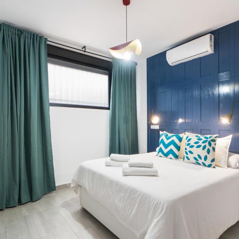 Ciudad Lineal Modern Apartment - 3 Bdrms-2 bath - Three-Bedroom Apartment - 19