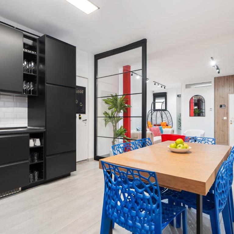 Ciudad Lineal Modern Apartment - 3 Bdrms-2 bath - Three-Bedroom Apartment - 39