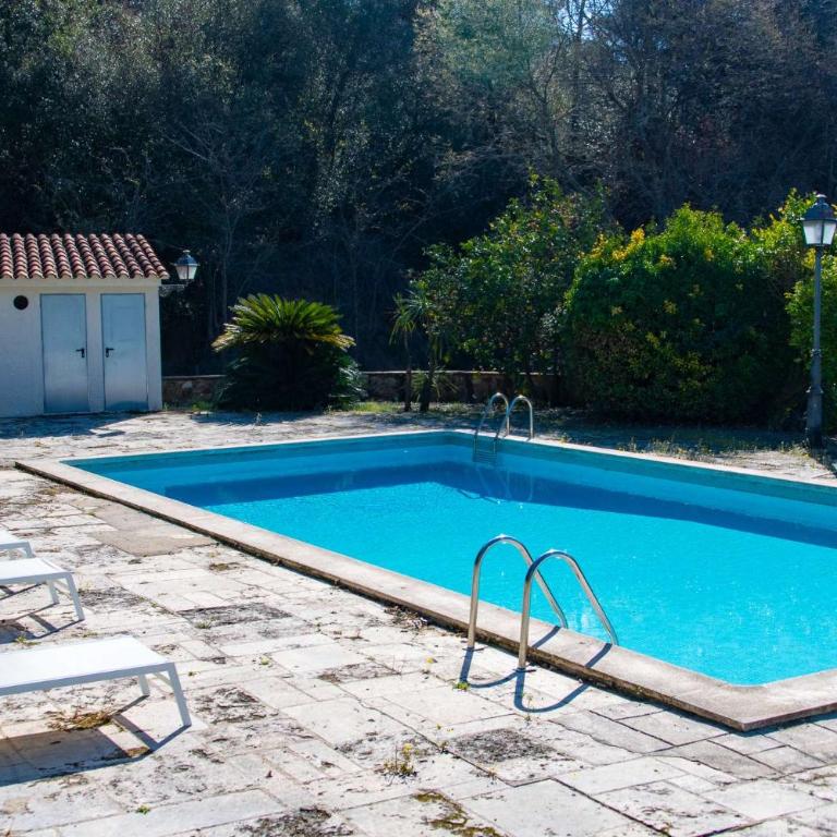 Unique 16th-Century Masia, Pool & Private Events - Apartment with View and Balcony - 2