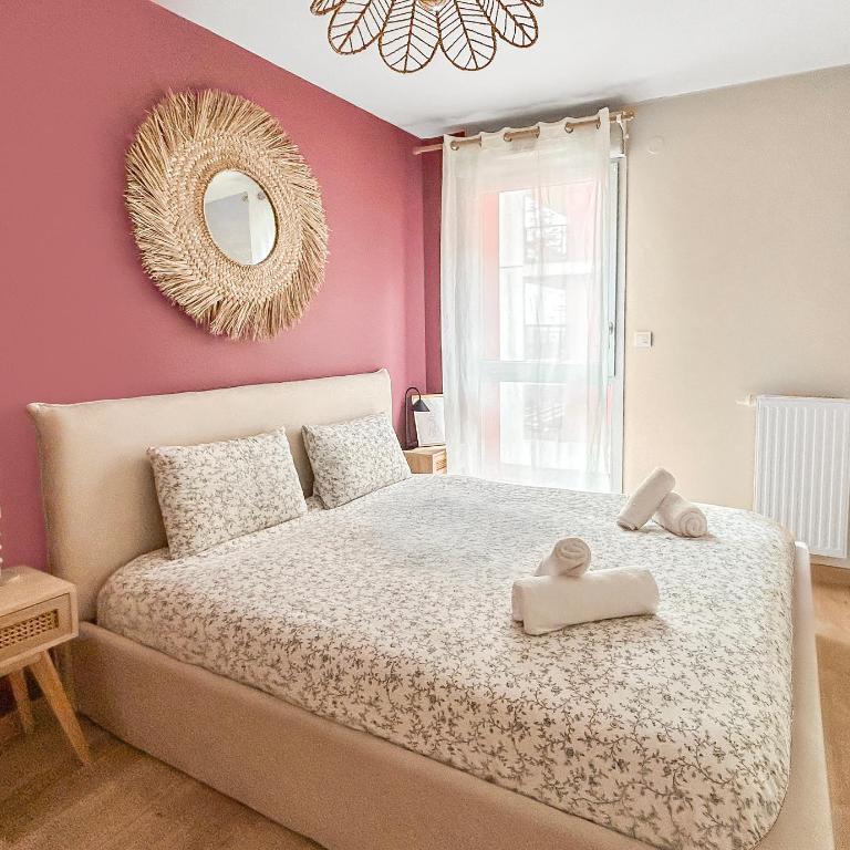 T3 moderne, balcon, parking, proche centre ville - Two-Bedroom Apartment with Terrace - 13