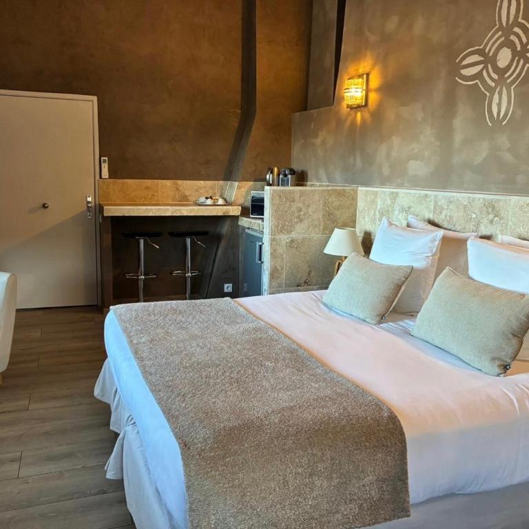 Hôtel et SPA des sources du gros noyer - Deluxe Doppel-/Zweibettzimmer - 7