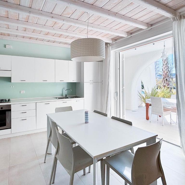 Villaggio Dei Pellicani - Appartamento con 2 Camere da Letto e Vista Piscina - 7