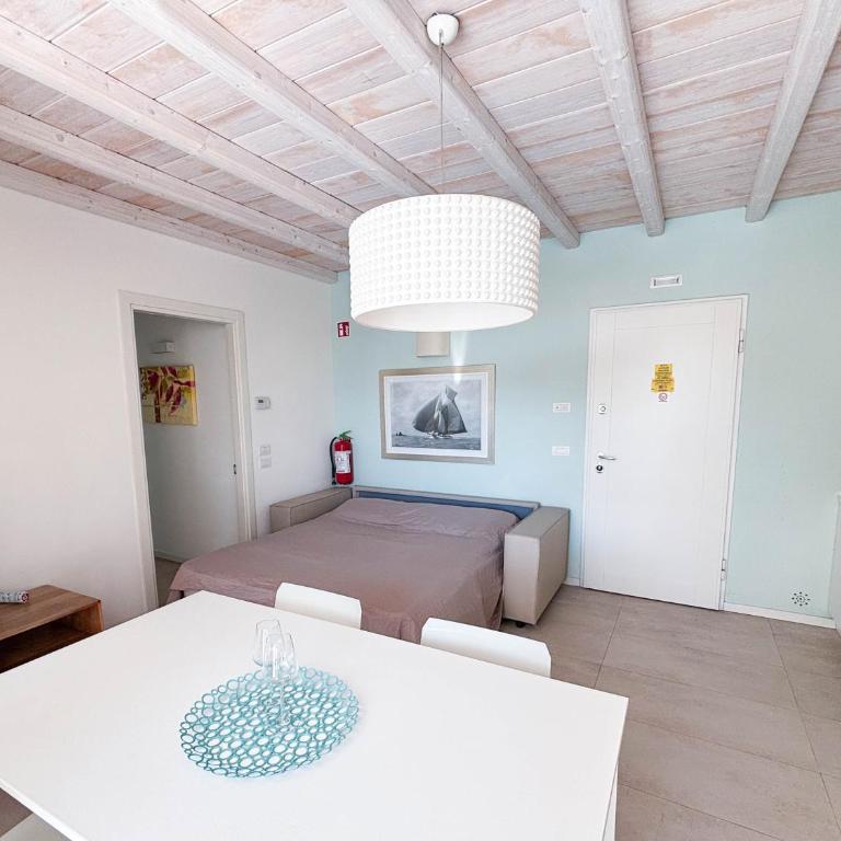 Villaggio Dei Pellicani - Appartamento con 2 Camere da Letto e Vista Piscina - 8