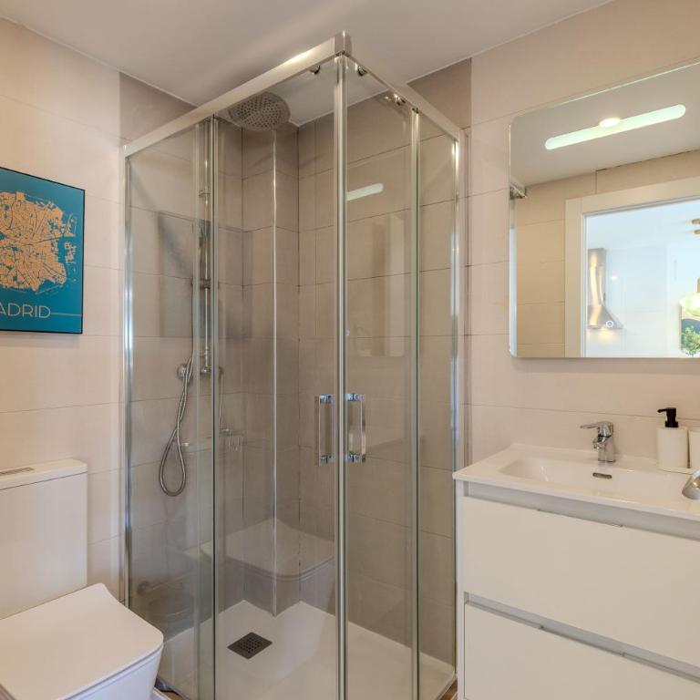 Bright and Fantastic Studio - Apartment Puerta Toledo C - One-Bedroom Apartment - 5
