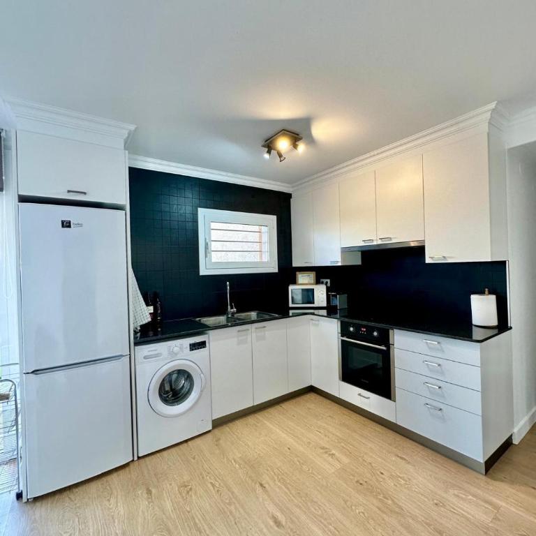 Can Nini - Two-Bedroom Apartment - 5