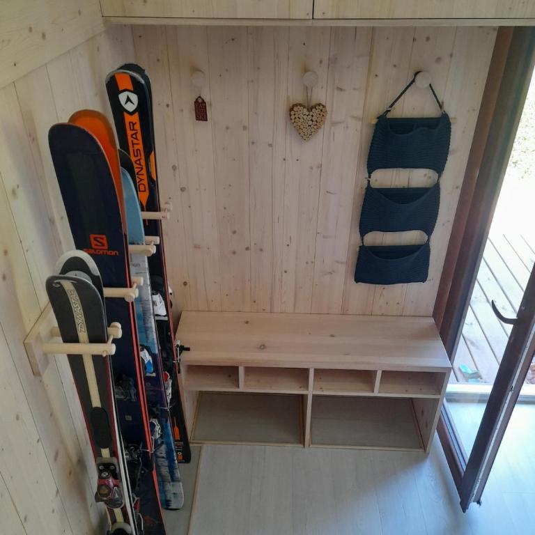 Chalet mitoyen au calme - rez-de-jardin - parking - Appartement 2 Chambres - 16