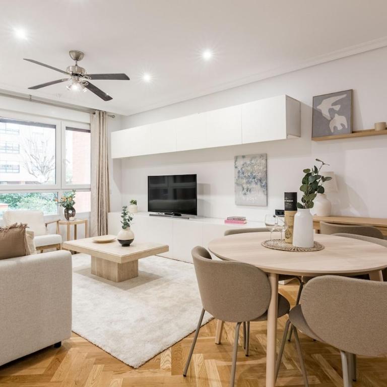 Nova City Apartment - Next to Atocha Station - Two-Bedroom Deluxe Apartment - 1