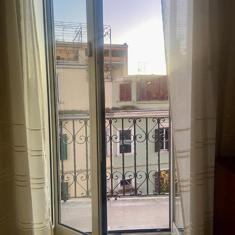 Hotel Center 1 - Camera Tripla con Balcone - 3