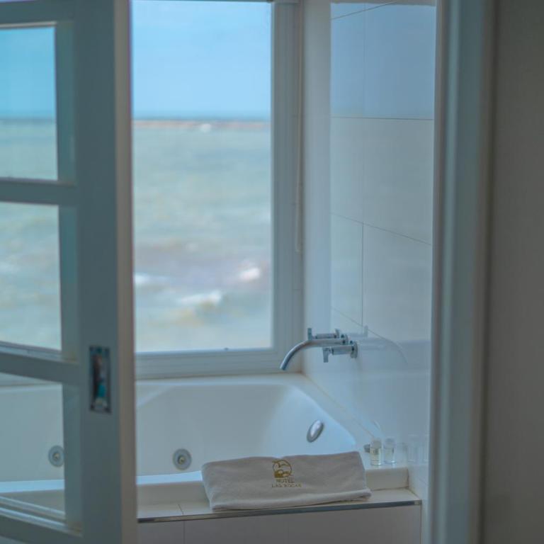 Hotel Las Rocas - Suite con vistas al mar - 13