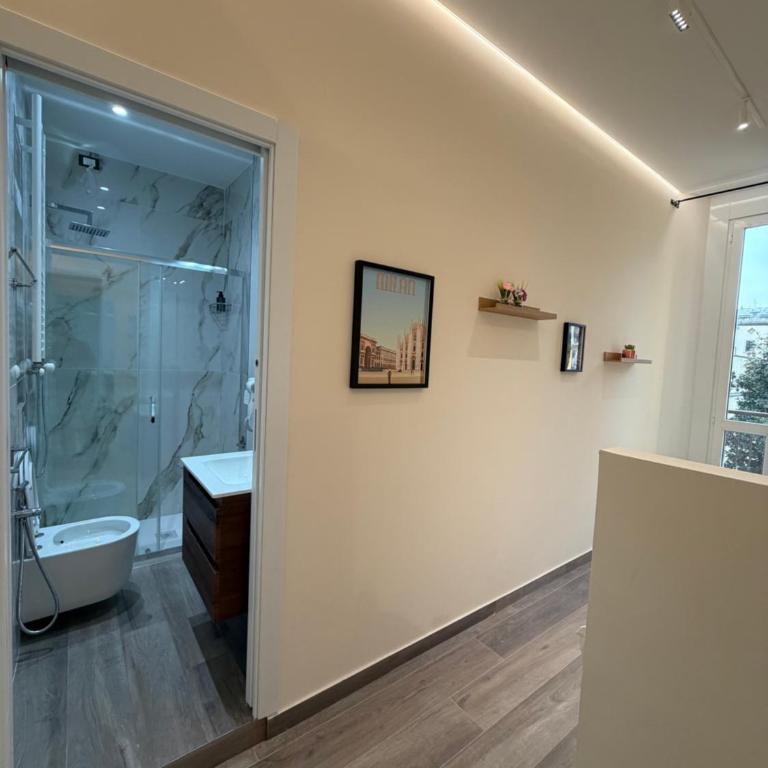 Grace House Milano - Deluxe Single Room with Balcony - 4