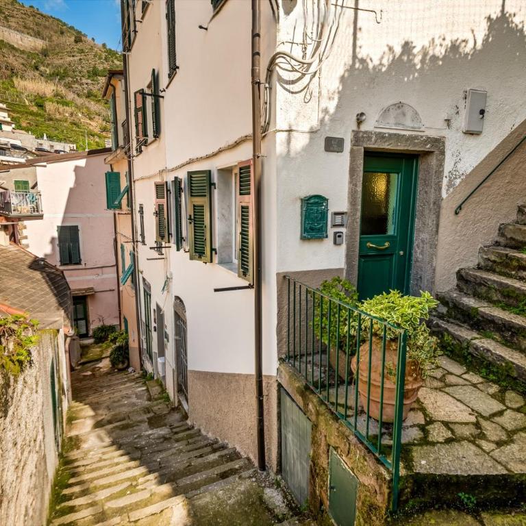 GuestHost - Casa Castiglione - Riomaggiore Studio Apartment x4 - Apartment - 12