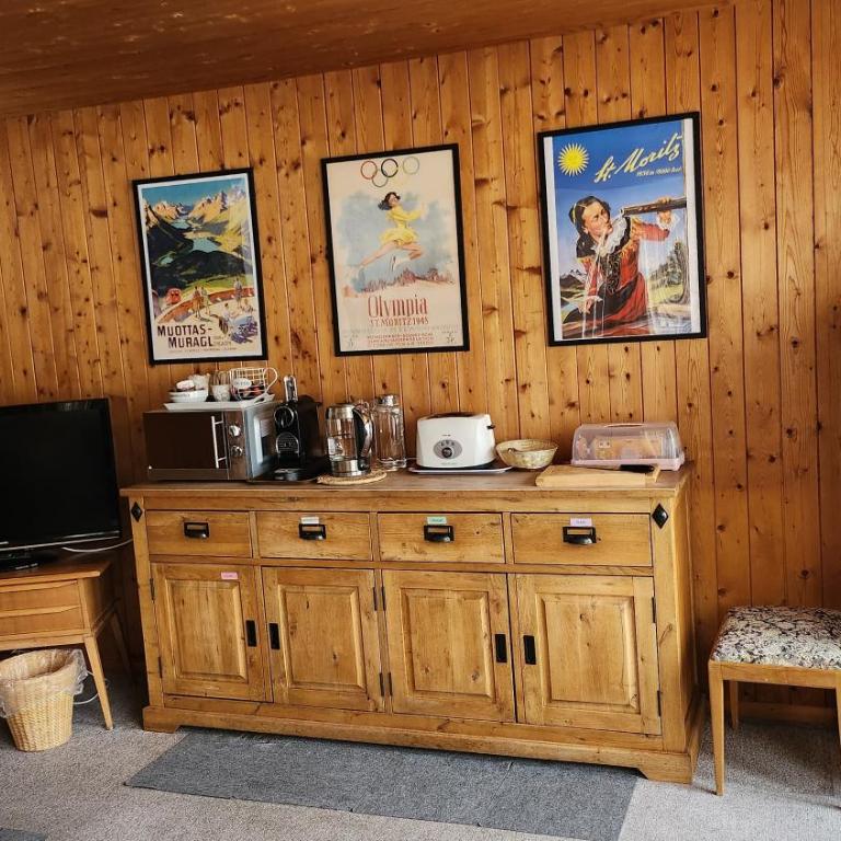 B&B St Moritz - Zweibettzimmer mit Gemeinschaftsbad - 12
