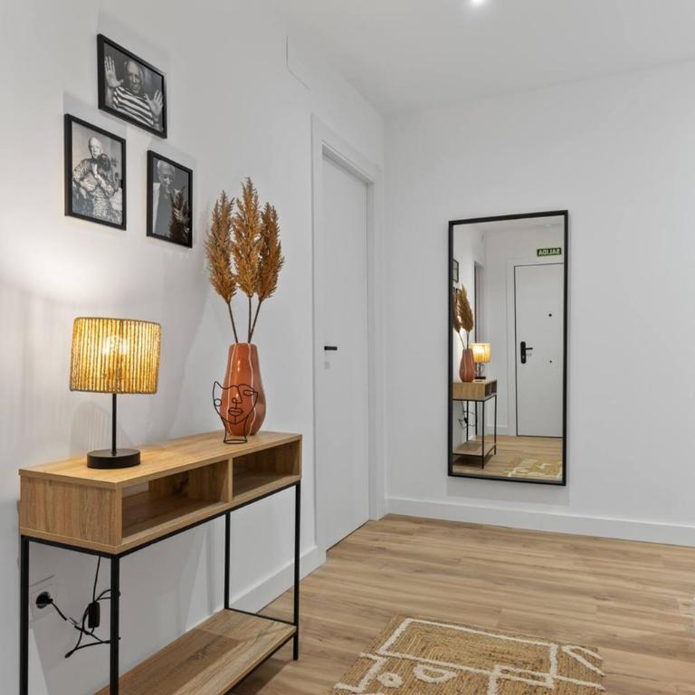 Picasso, para 6 personas, espacioso piso de diseño - Apartamento de 3 dormitorios - 13