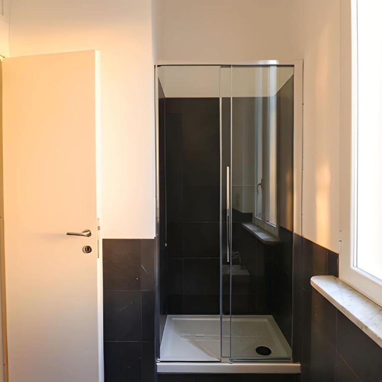 Deluxe Vatican Chic Home - 2min Vatican & Metro 2min - AC, Wifi - Appartamento con 2 Camere da Letto - 11