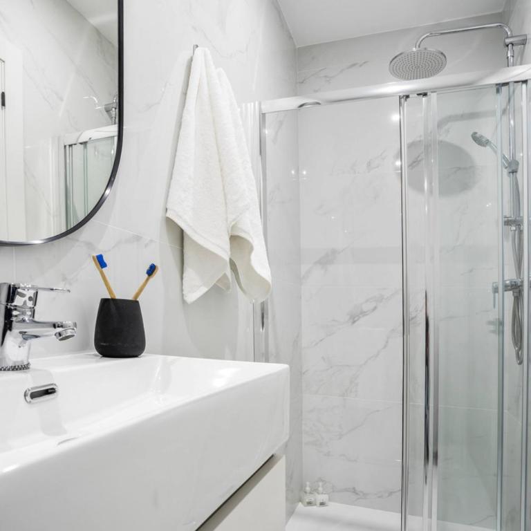 Dalí, espectacular apartamento, escritorio y WIFI - Apartamento de 3 dormitorios - 23