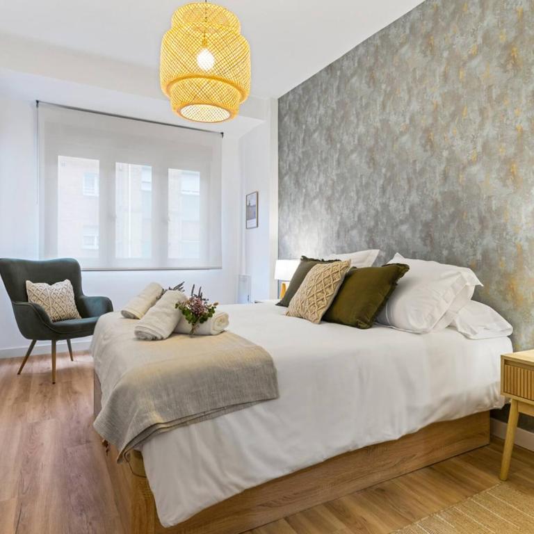 Monet, apartamento con terraza, cuna y trona - Apartamento de 3 dormitorios - 1