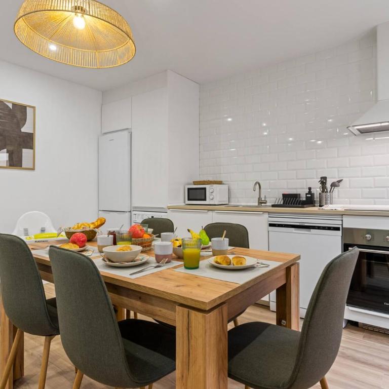 Monet, apartamento con terraza, cuna y trona - Apartamento de 3 dormitorios - 5