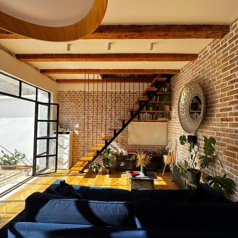 Cozy Family Home in Tivat - Vacation Home - 1