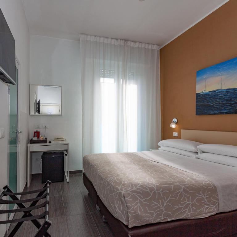 MoMo Seaview Hotel - Camera Matrimoniale - 6
