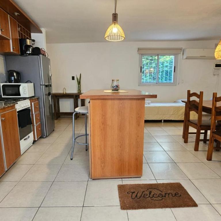 Mona Suites - One-Bedroom Apartment - 7