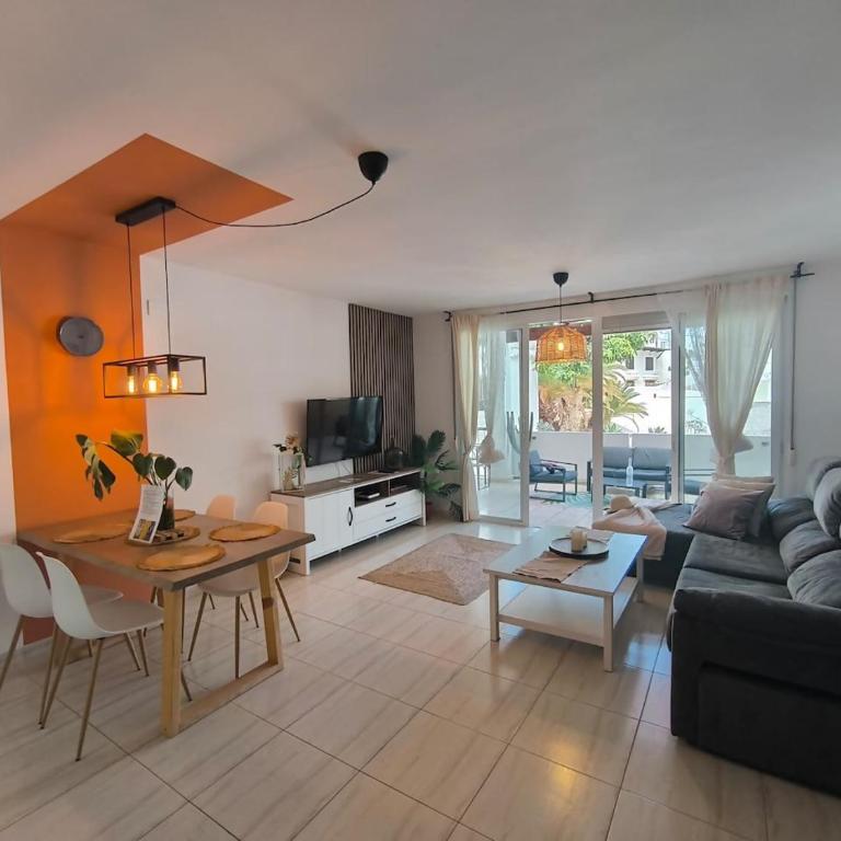 RenTenerife Magec Swing & Sun - Amarilla Golf - Apartamento de 3 dormitorios - 4