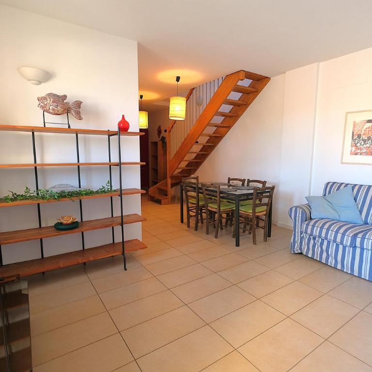 Duplex con doppi servizi Piazza Aurora - Appartamento con 2 Camere da Letto - 9