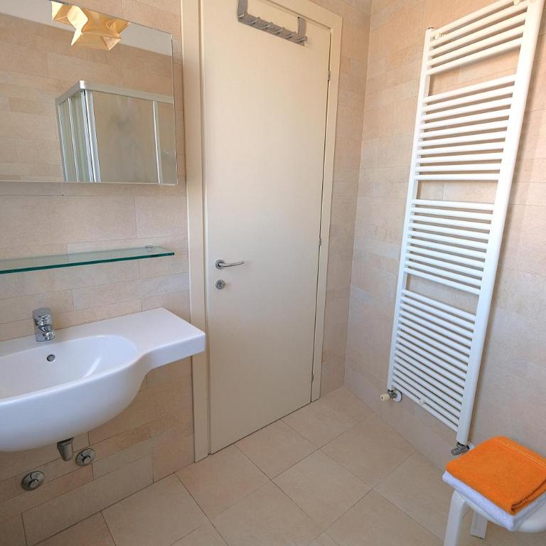 Duplex con doppi servizi Piazza Aurora - Appartamento con 2 Camere da Letto - 23