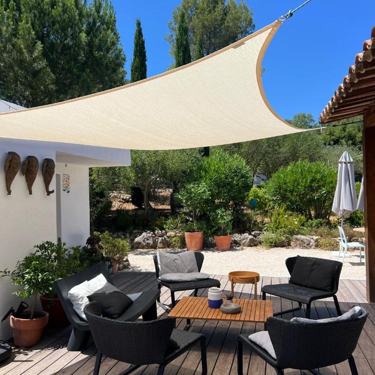 Villa ATHENA - Villa 3 Chambres - 72