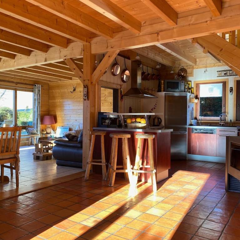 Chalet vue montagne , proche des pistes - Chalet - 29