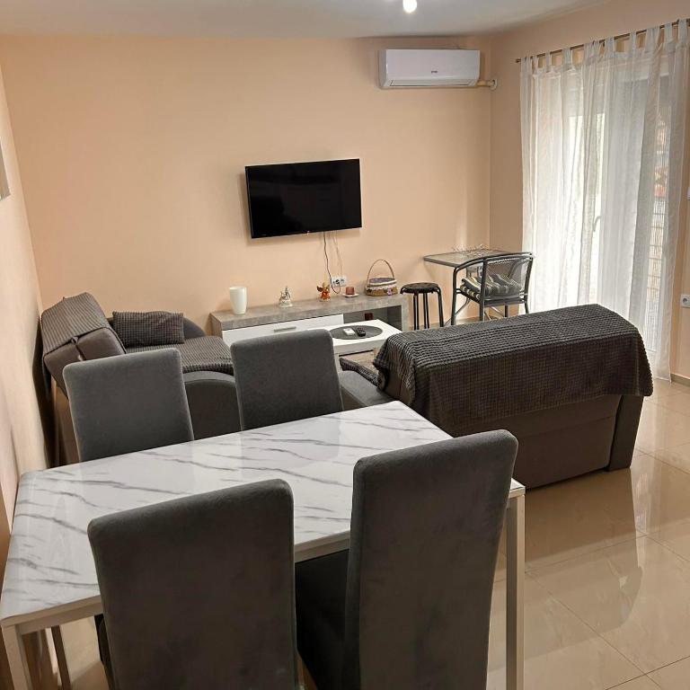 Villa Ronić - Deluxe Apartment - 6