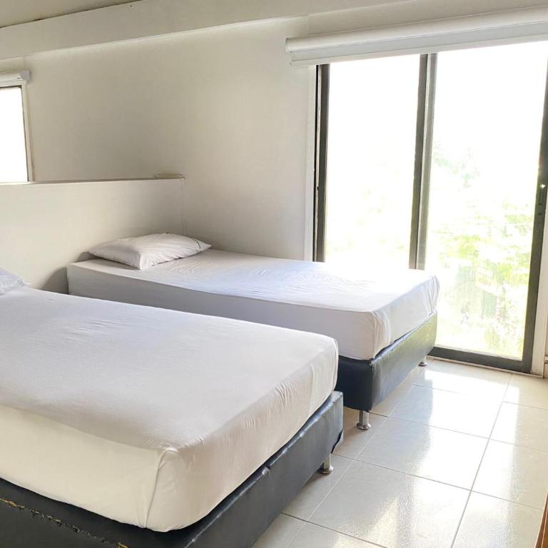 Hotel Laureles 70 Medellín - Habitación Triple - 20