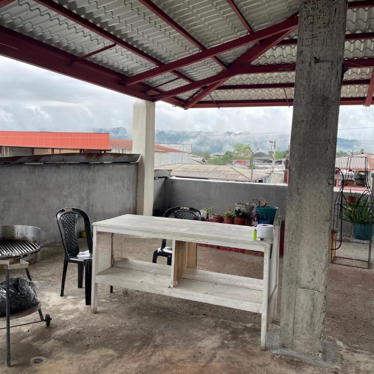 House with access to tourist places in Puyo - Apartment - 34