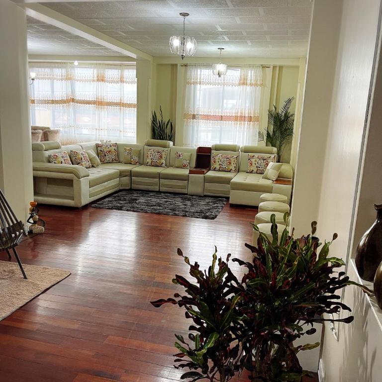 House with access to tourist places in Puyo - Apartment - 47