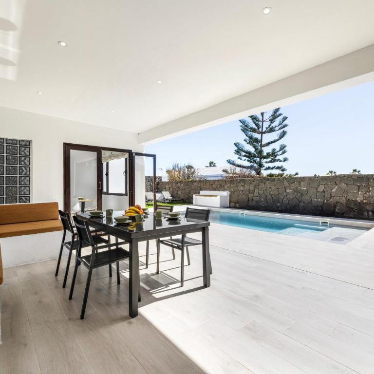 Villa Cactus - Large Private Plot - Heated Pool & BBQ - Luxury Vacation - Villa - 14