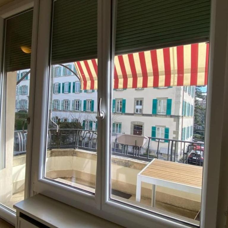 Large Apartment 7 minutes walking to Train station - Apartment mit 1 Schlafzimmer - 10
