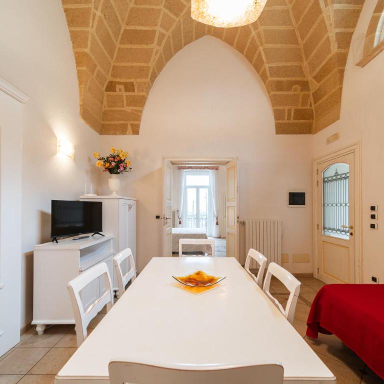 Palazzo Antica Gallipoli - One-Bedroom Apartment with Balcony and Sea View - 13