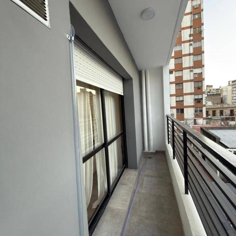 Moderno monoambiente cercano al monumento - Room #1583190401 - 13