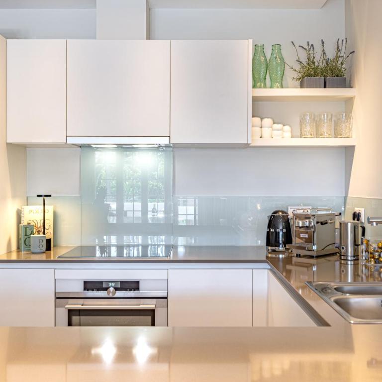 Luxurious apartment in Puente Romano, Marbella (Golden Mile) - Apartamento de 2 dormitorios - 21